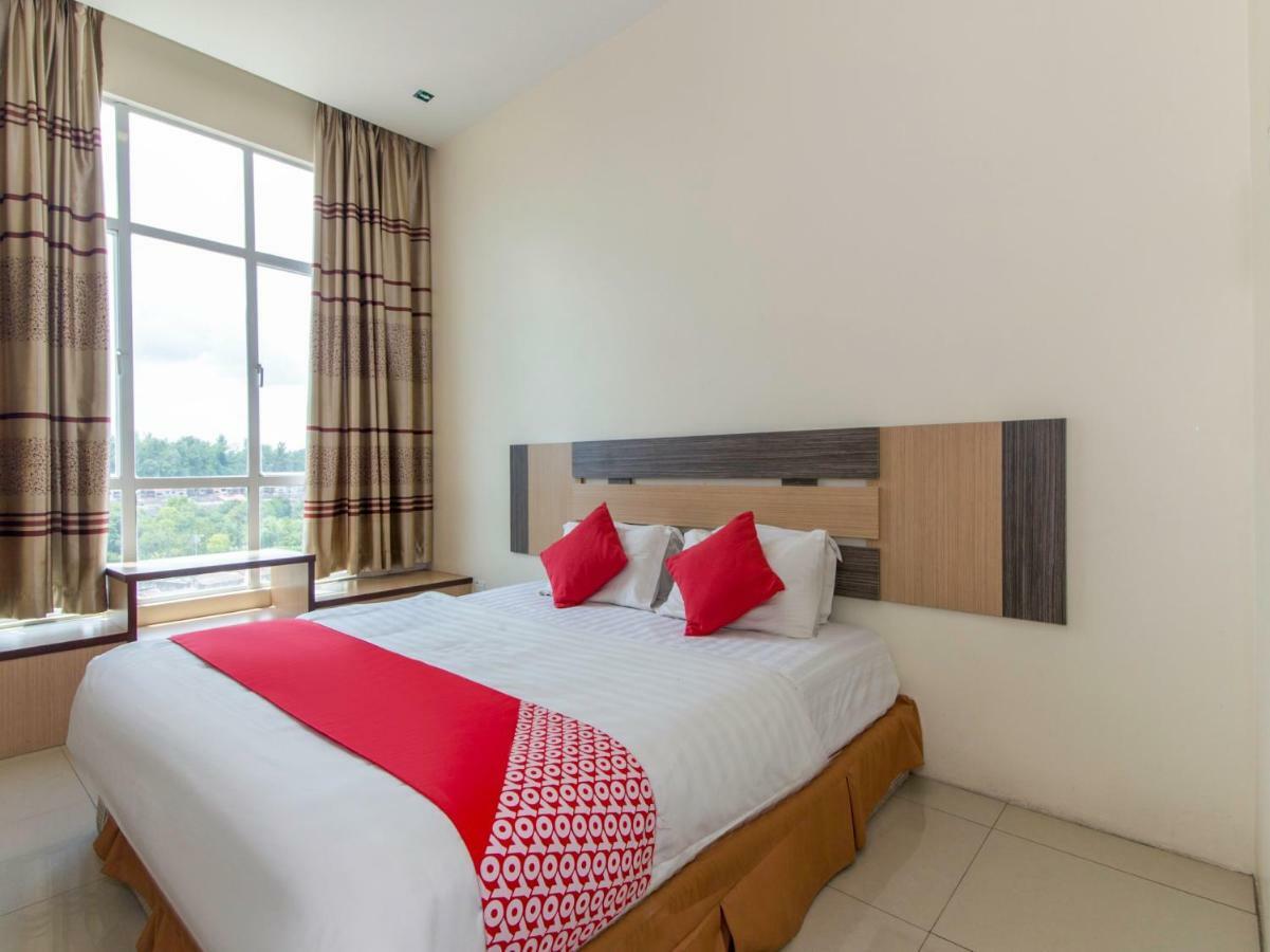 Oyo 776 Fame Hotel Seremban Dış mekan fotoğraf