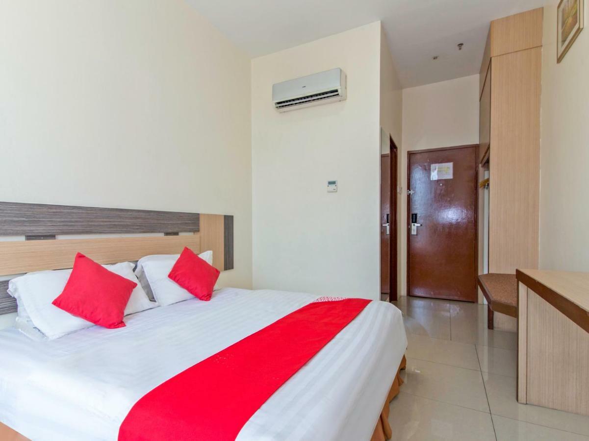 Oyo 776 Fame Hotel Seremban Dış mekan fotoğraf