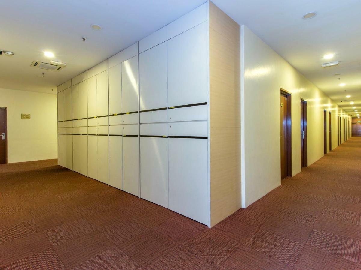 Oyo 776 Fame Hotel Seremban Dış mekan fotoğraf