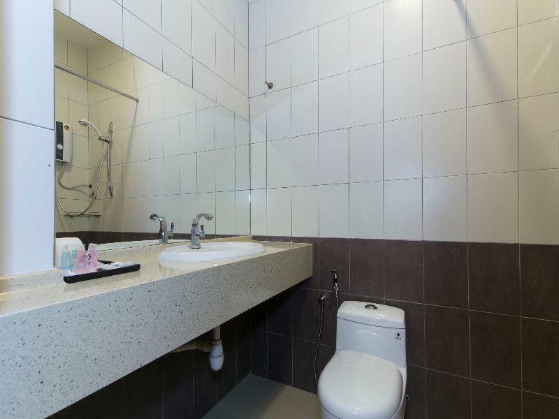 Oyo 776 Fame Hotel Seremban Dış mekan fotoğraf
