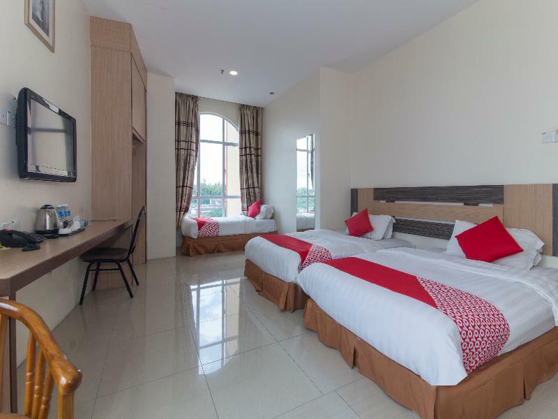 Oyo 776 Fame Hotel Seremban Dış mekan fotoğraf