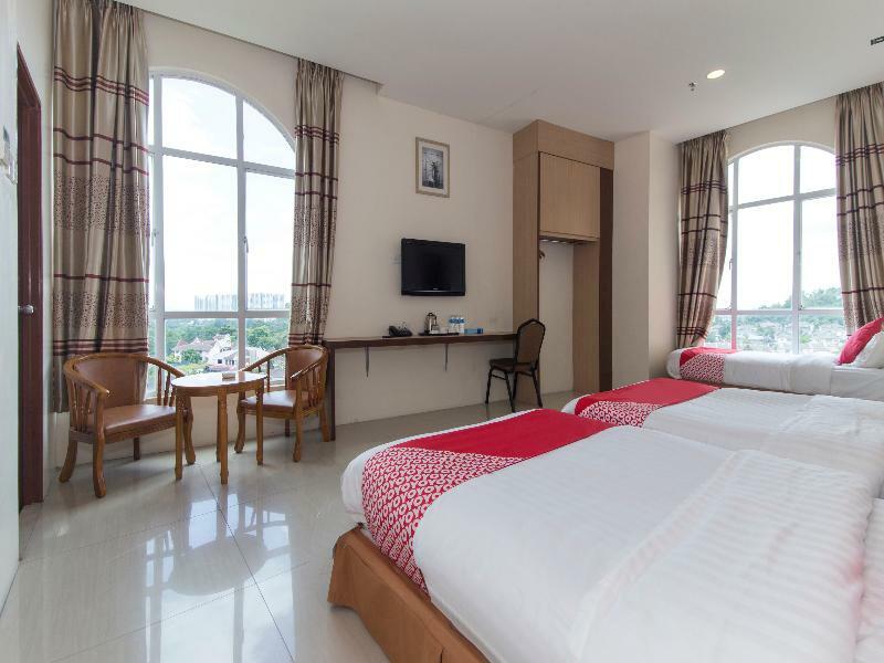 Oyo 776 Fame Hotel Seremban Dış mekan fotoğraf