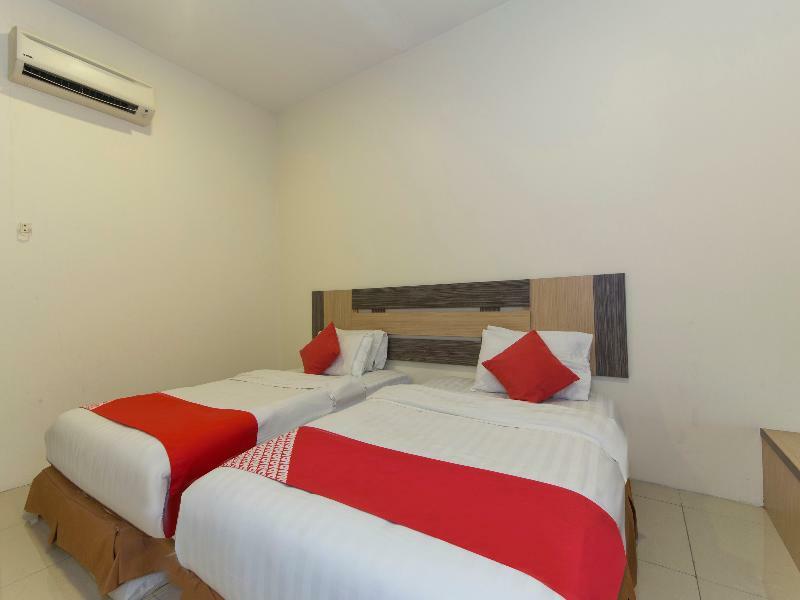 Oyo 776 Fame Hotel Seremban Dış mekan fotoğraf