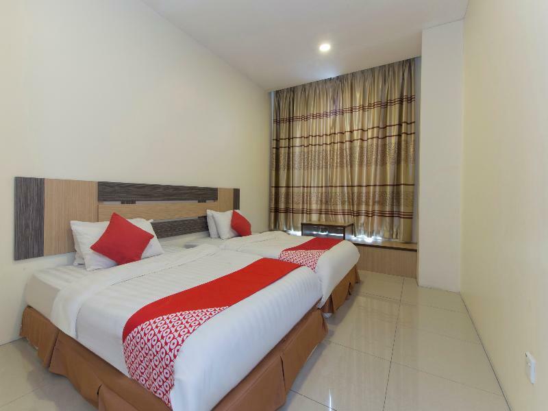 Oyo 776 Fame Hotel Seremban Dış mekan fotoğraf